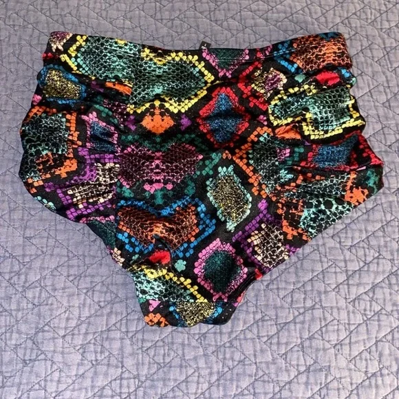 Torrid snakeprint bikini swimsuit - bottoms new no tags, top EUC - Picture 9 of 13